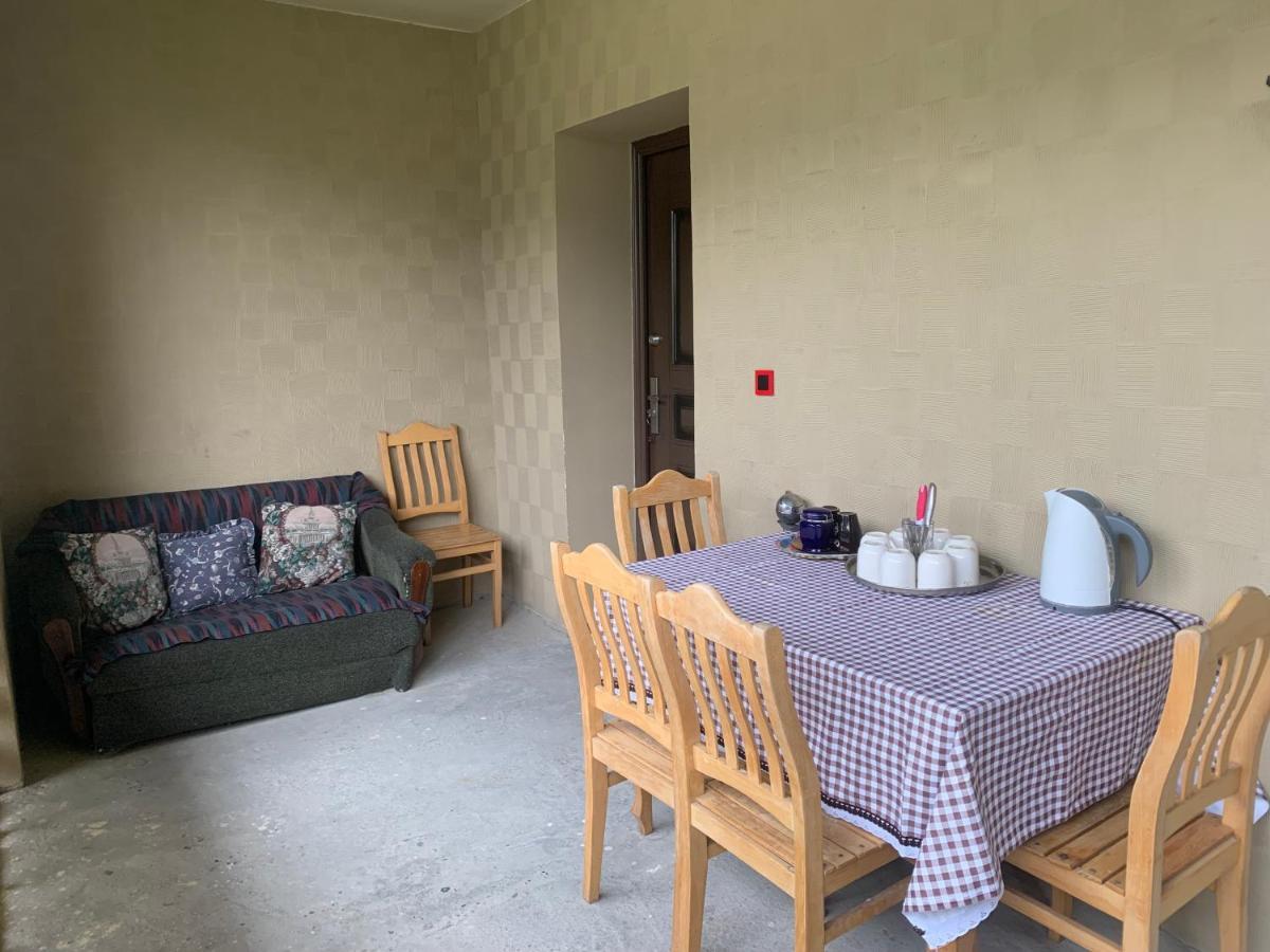 Hotel Lemi Mestia Bagian luar foto