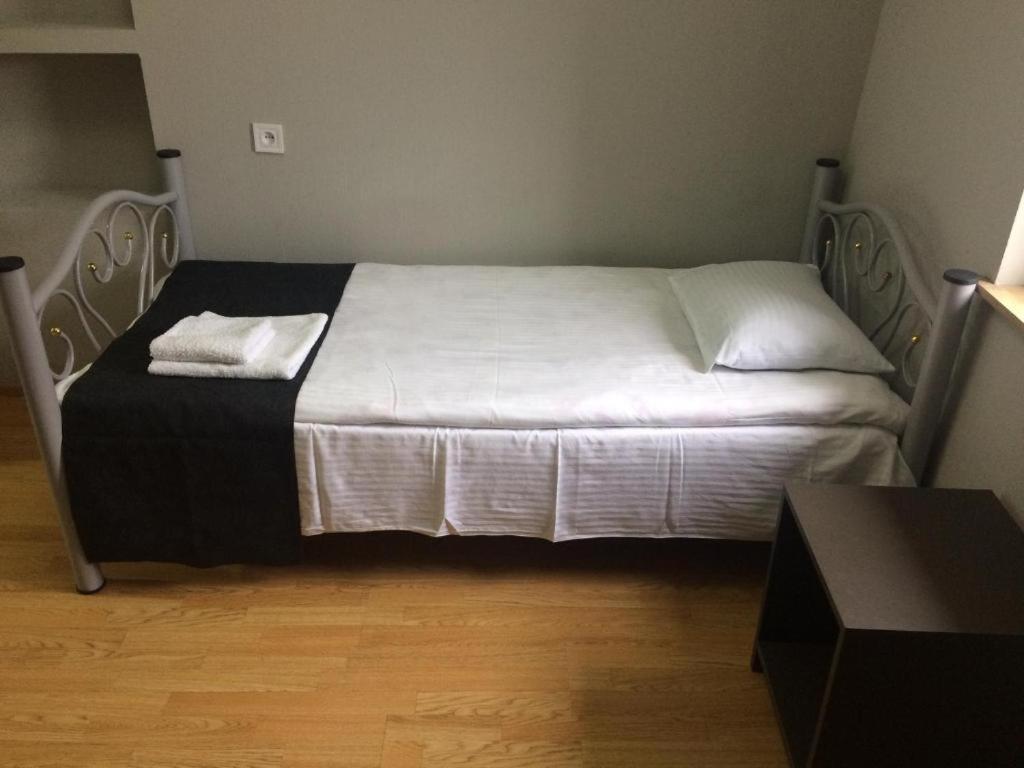 Hotel Lemi Mestia Bagian luar foto
